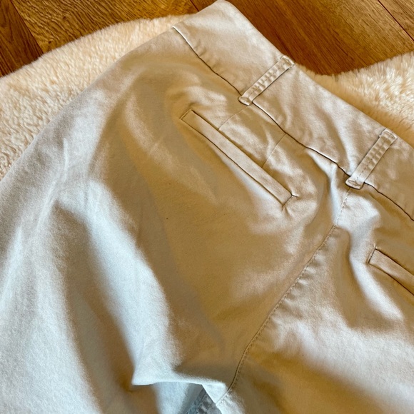 Ann Taylor LOFT khakis. Women’s size 2 khaki pants - Picture 4 of 5